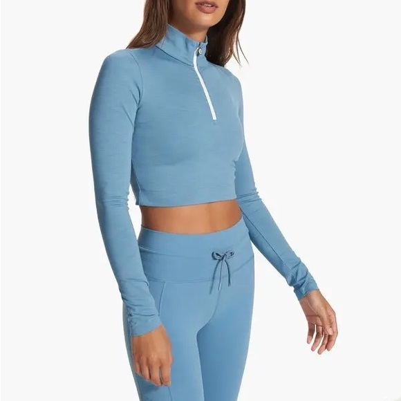 NWT Vuori Lux Rib Half Zip Long Sleeve Cropped Top in Stillwater Blue - Picture 2 of 10
